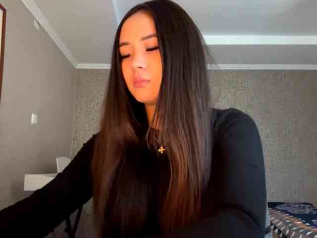 LatrishaAltigs webcam