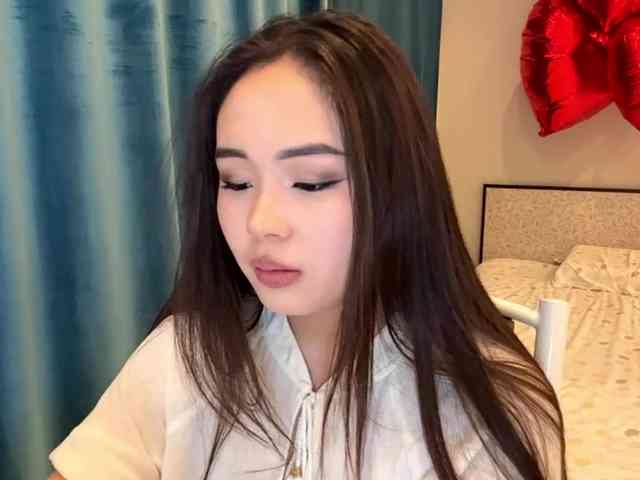 LatrishaAltigs webcam