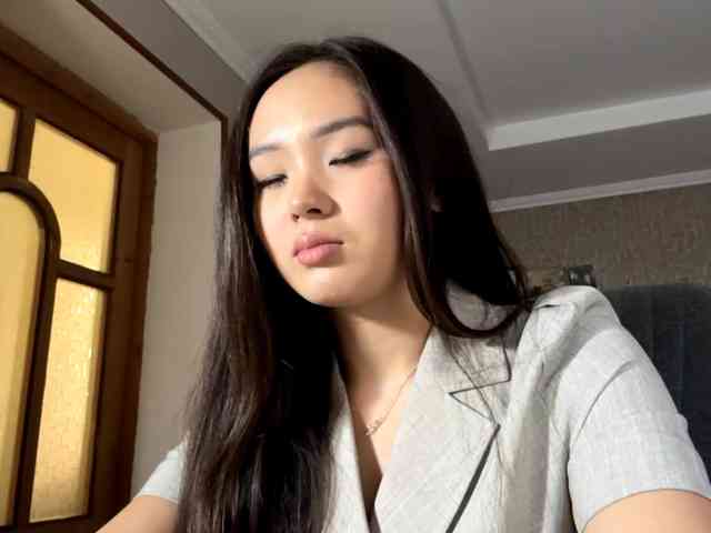 LatrishaAltigs webcam