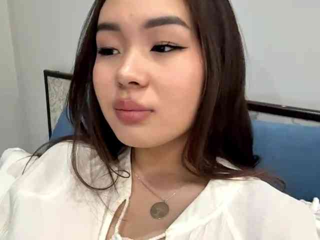 LatrishaAltigs webcam