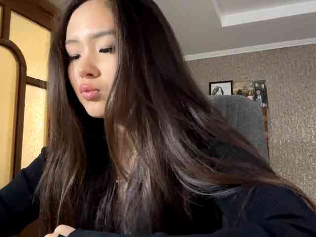 LatrishaAltigs webcam