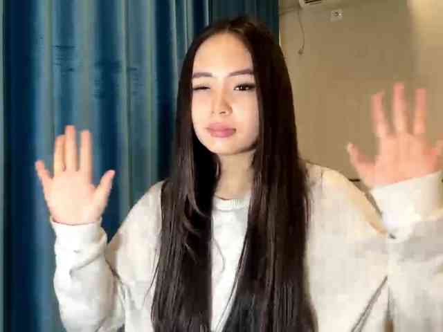 LatrishaAltigs webcam