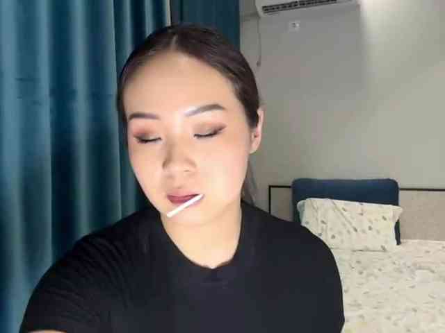 LatrishaAltigs webcam