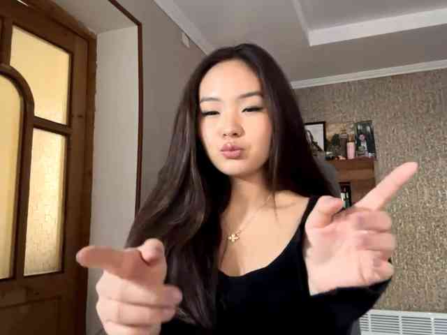 LatrishaAltigs webcam