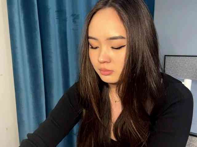 LatrishaAltigs webcam