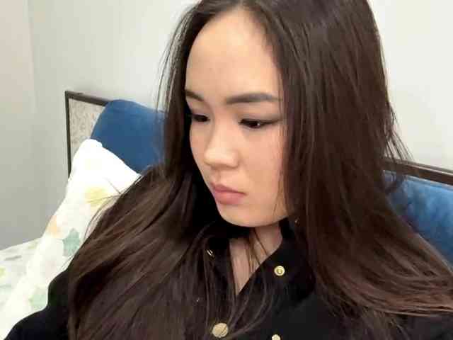 LatrishaAltigs webcam