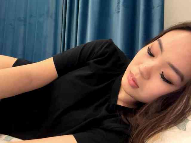 LatrishaAltigs webcam