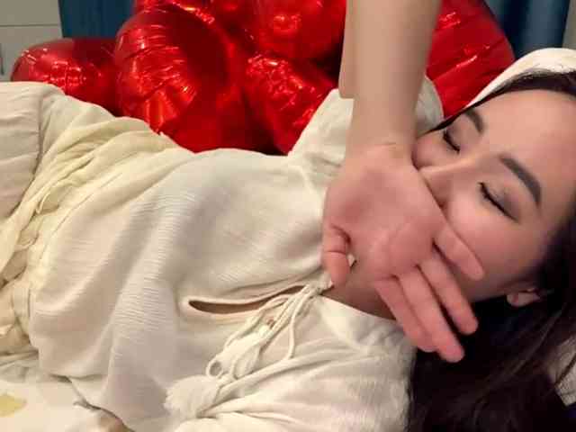 LatrishaAltigs webcam