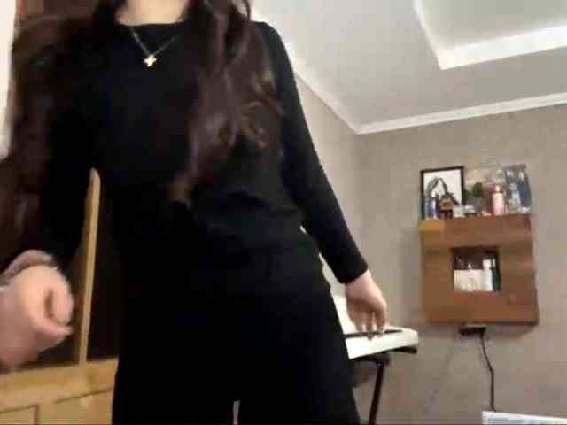 LatrishaAltigs webcam