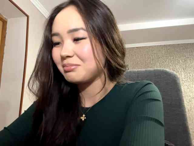 LatrishaAltigs webcam