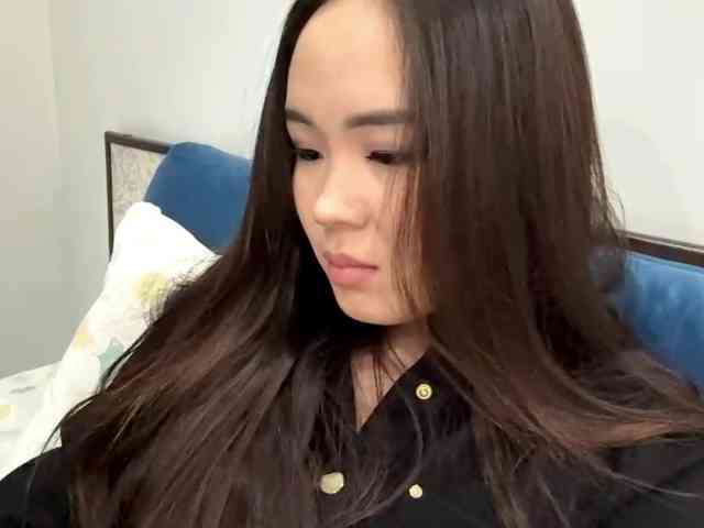 LatrishaAltigs webcam