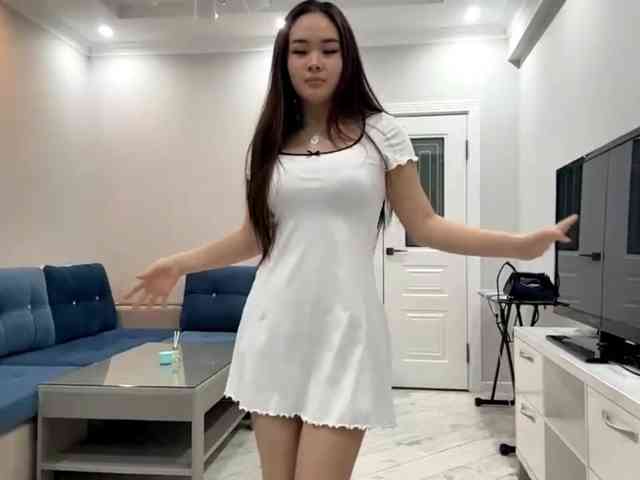 LatrishaAltigs webcam