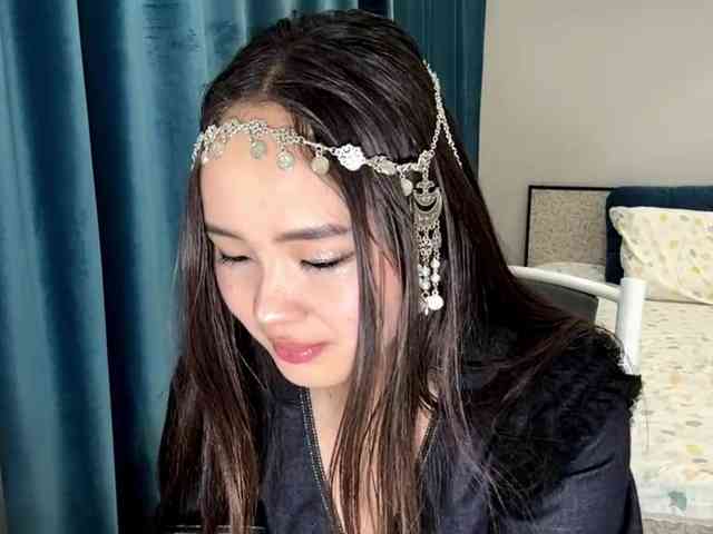 LatrishaAltigs webcam