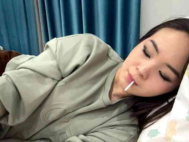 LatrishaAltigs webcam