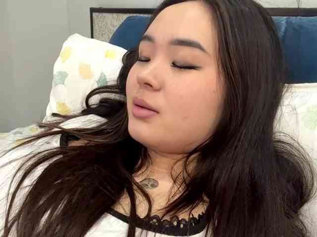 LatrishaAltigs webcam