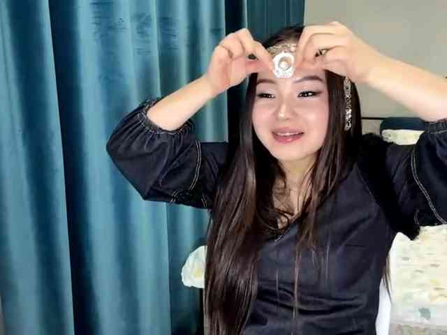 LatrishaAltigs webcam