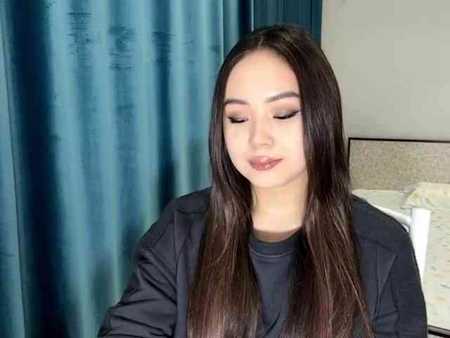 LatrishaAltigs webcam