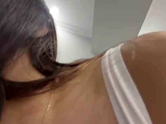 LatrishaAltigs webcam