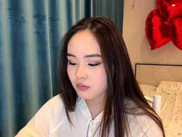 LatrishaAltigs webcam