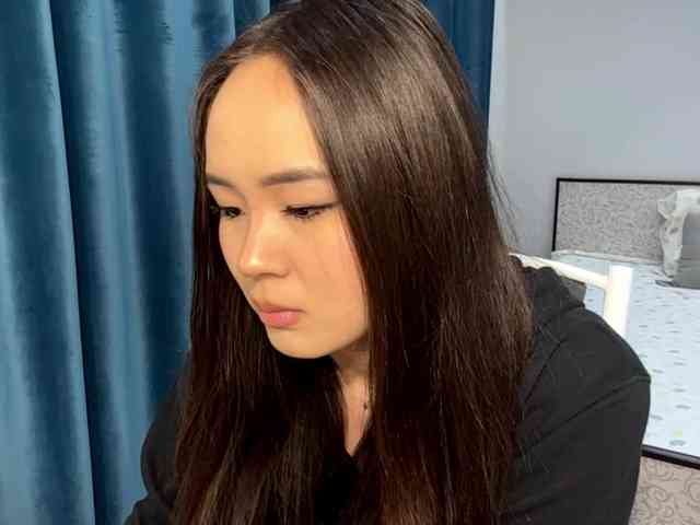 LatrishaAltigs webcam