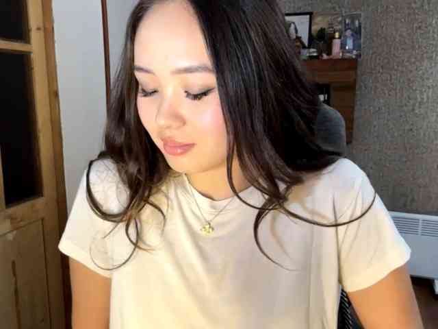 LatrishaAltigs webcam