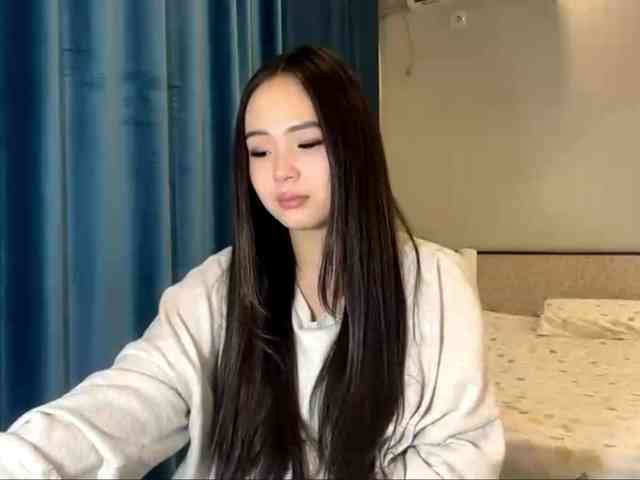 LatrishaAltigs webcam