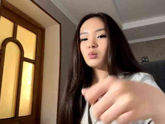 LatrishaAltigs webcam