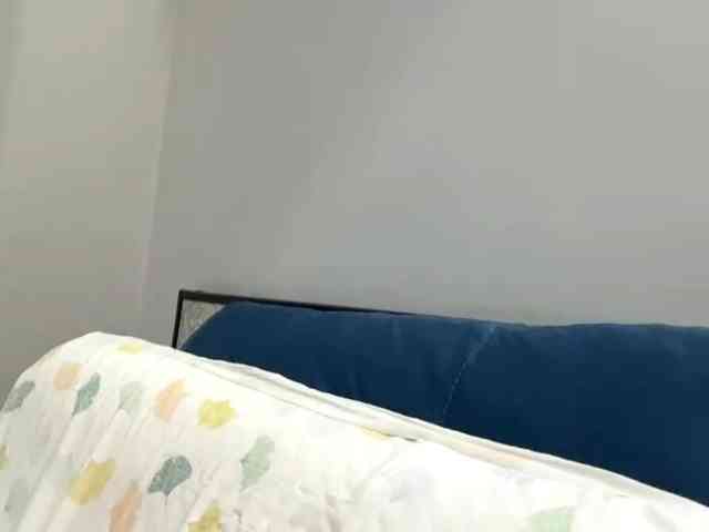 LatrishaAltigs webcam