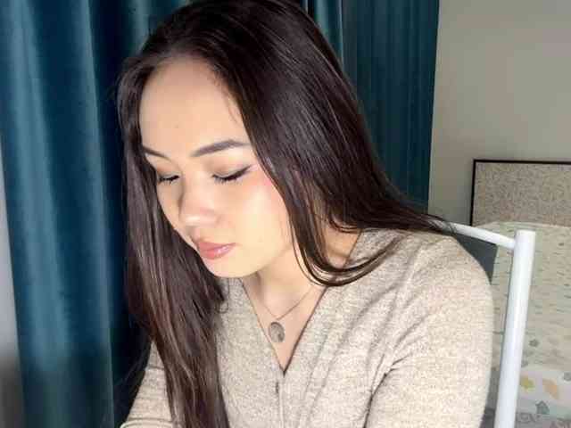 LatrishaAltigs webcam