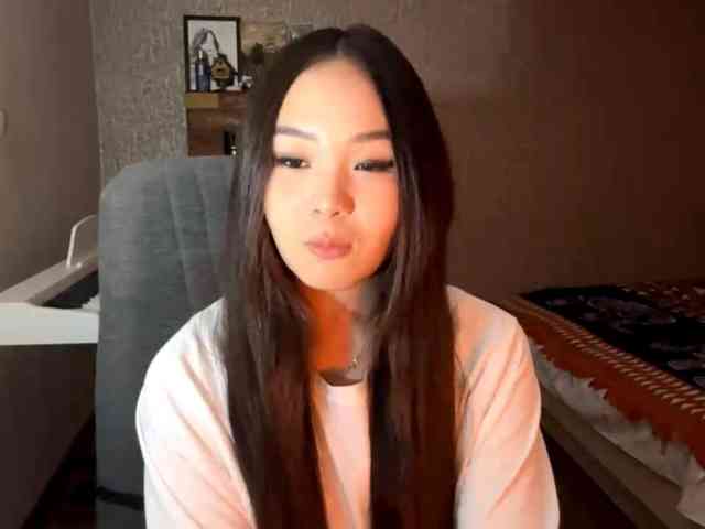 LatrishaAltigs webcam