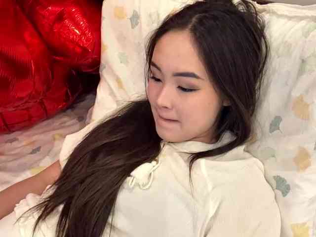 LatrishaAltigs webcam