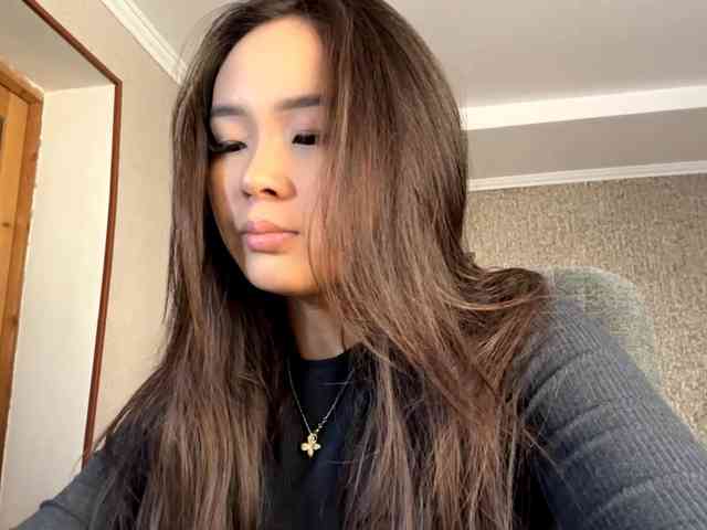 LatrishaAltigs webcam