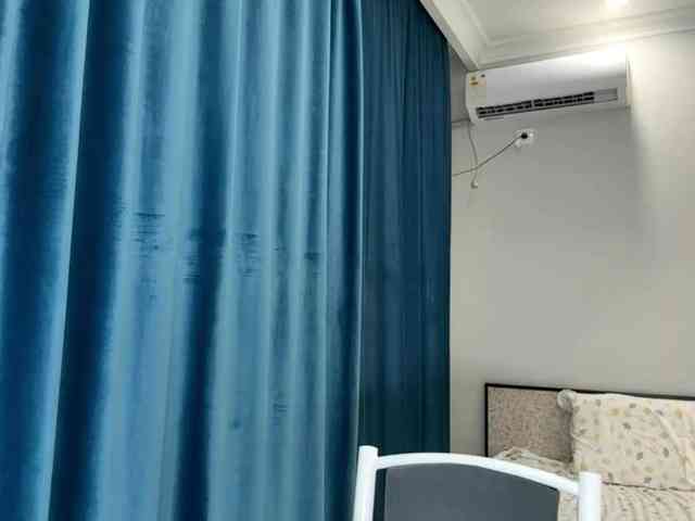 LatrishaAltigs webcam