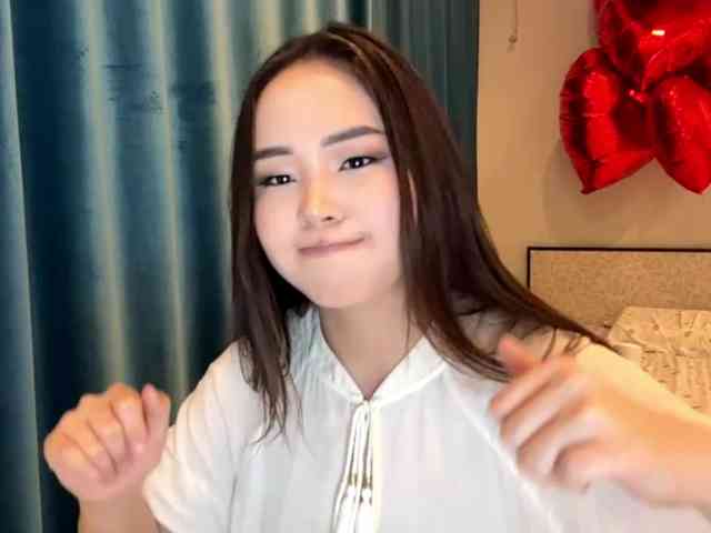 LatrishaAltigs webcam