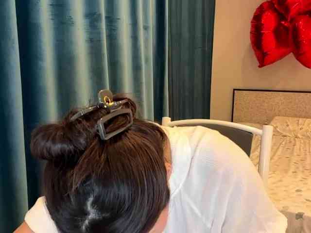 LatrishaAltigs webcam