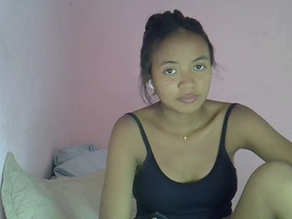 Nickylouama Porn Show