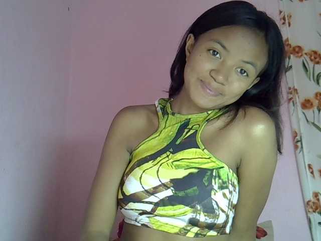 Nickylouama's BongaCams show and profile