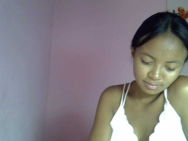 Nickylouama Live Cam on BongaCams