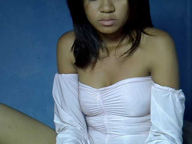  Nickylouama chat room