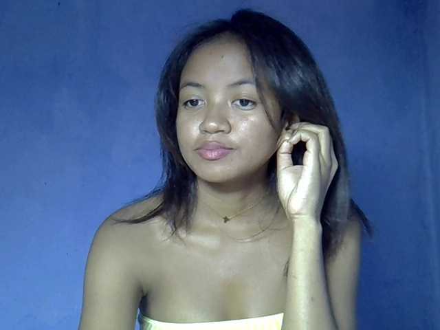  Nickylouama chat room