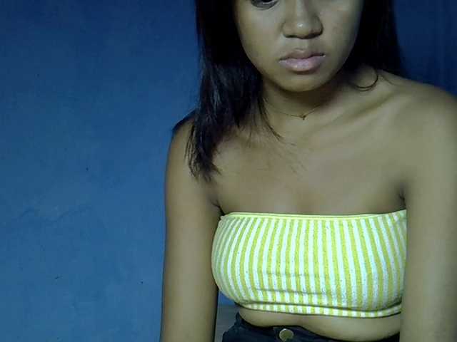  Nickylouama chat room