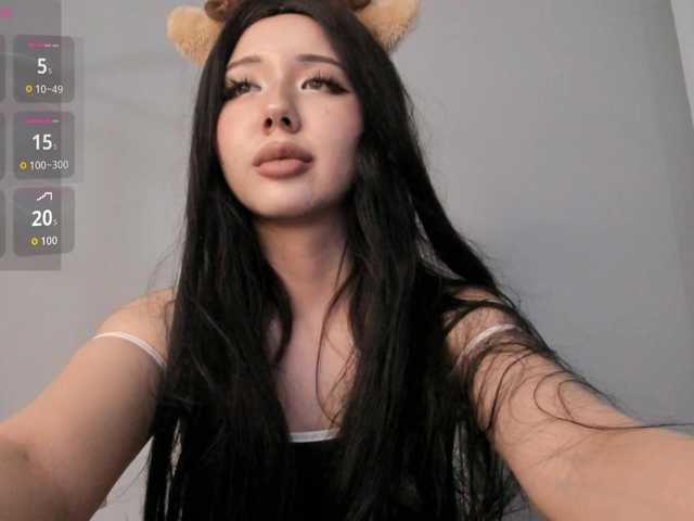 sweetmikasa's BongaCams show and profile