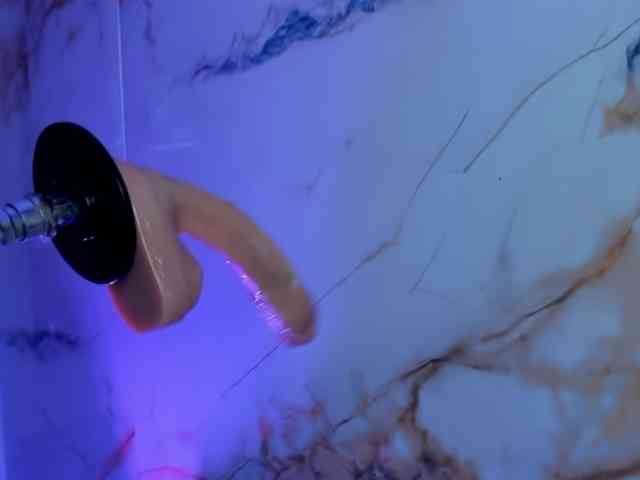 hadecute Live Webcam on BongaCams