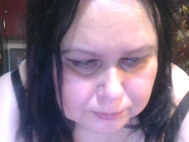 CharleeKendall's BongaCams show and profile