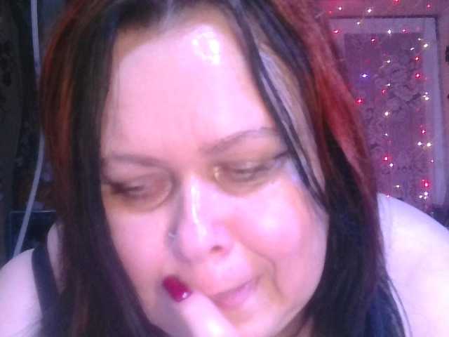 CharleeKendall's BongaCams show and profile