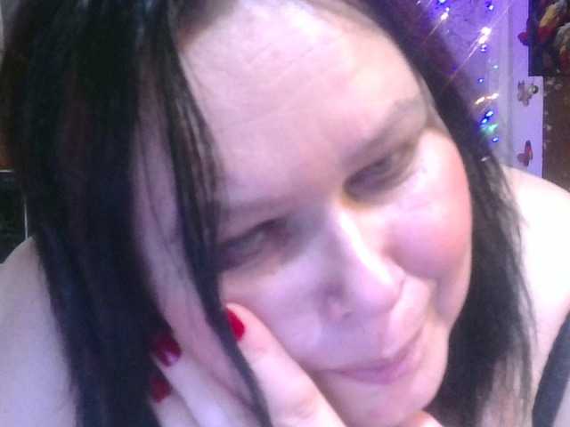 CharleeKendall's BongaCams show and profile