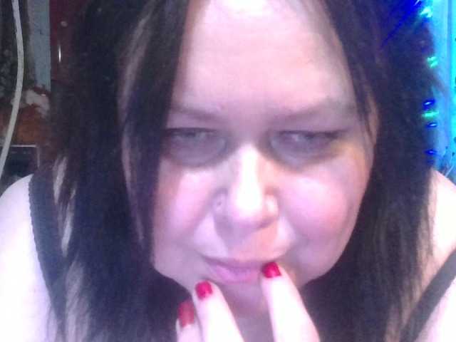 CharleeKendall's BongaCams show and profile