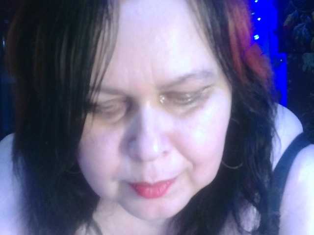 CharleeKendall's BongaCams show and profile