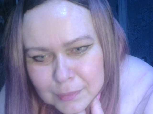 CharleeKendall's BongaCams show and profile