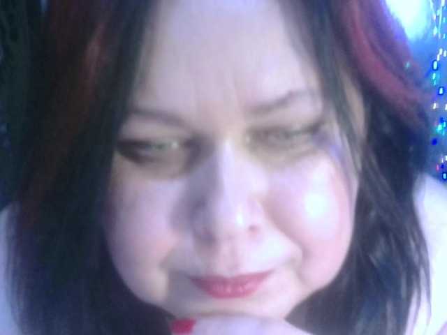 CharleeKendall's BongaCams show and profile